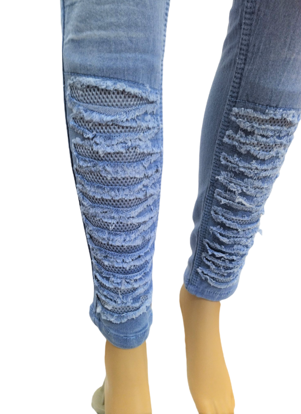 Women's Shredded Cut Jeans - Image 6