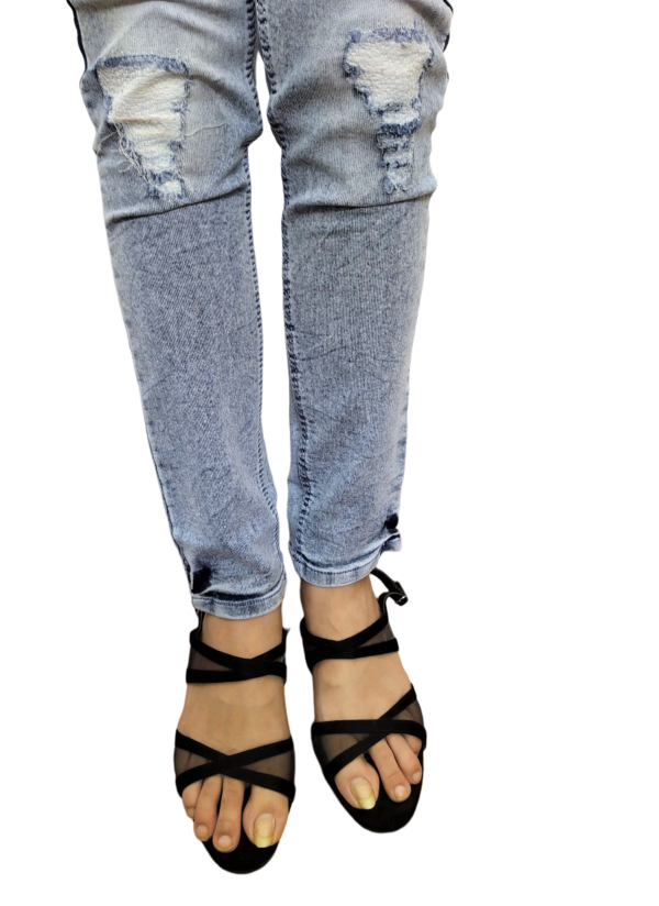 Single Buttoned Regular Fit Denim Rough Jeans for Women and Girls - Gray - Image 6