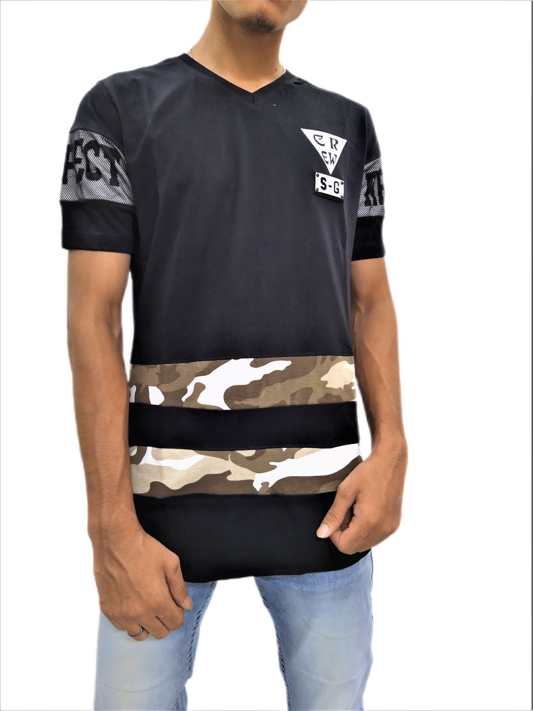 Men's Black Printed Regular Fit V-Neck Half Sleeve T-Shirt - Image 6