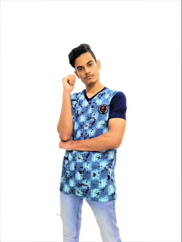 Men's Blue Regular Fit V-Neck Half Sleeve T-Shirt - Image 3