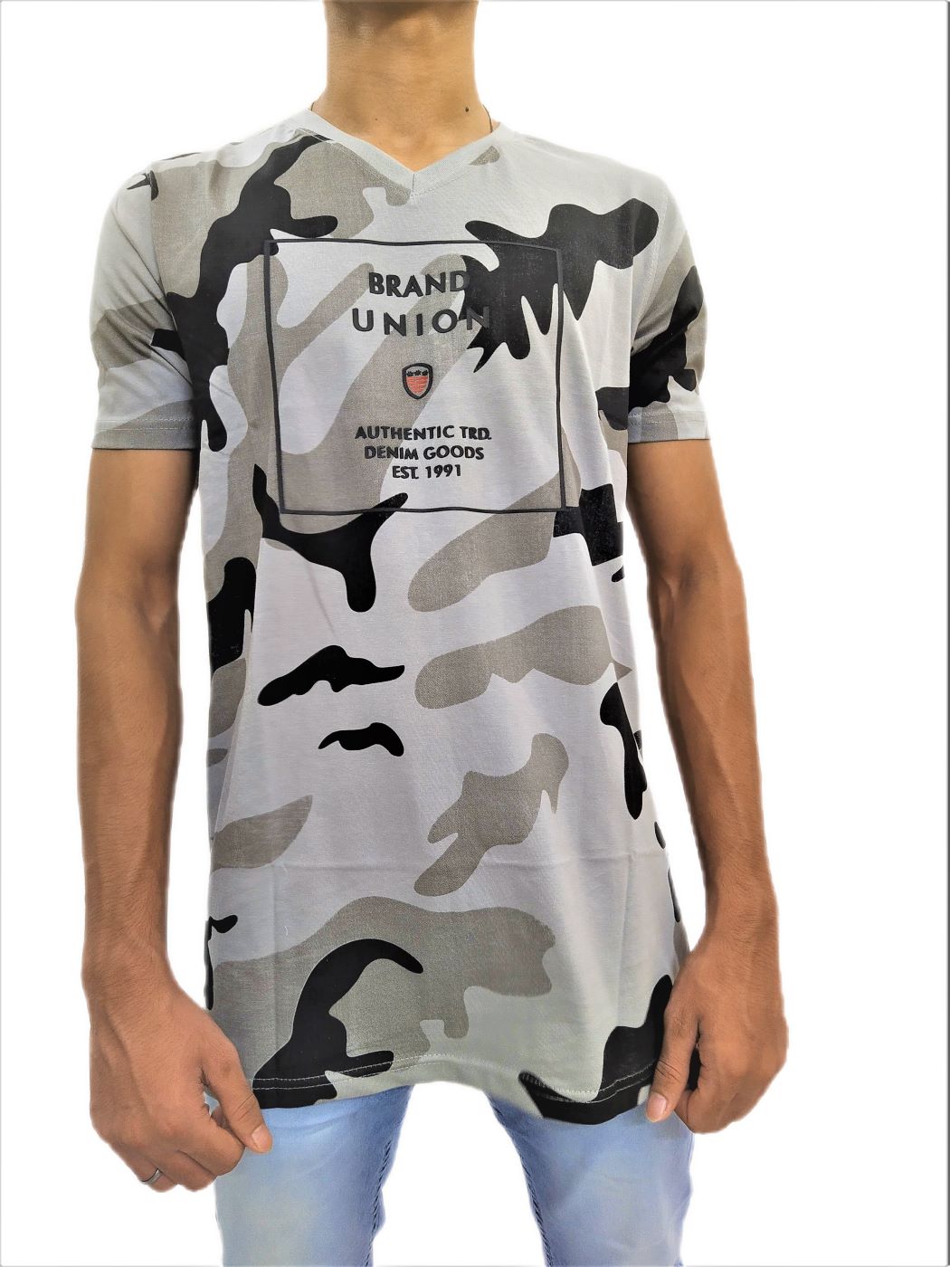 Men's Gray Print Regular Fit V-Neck Half Sleeve T-Shirt - Image 6