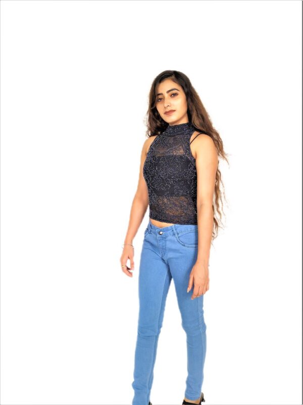 Women's Black Sleeveless Top With Zari Work - Image 5