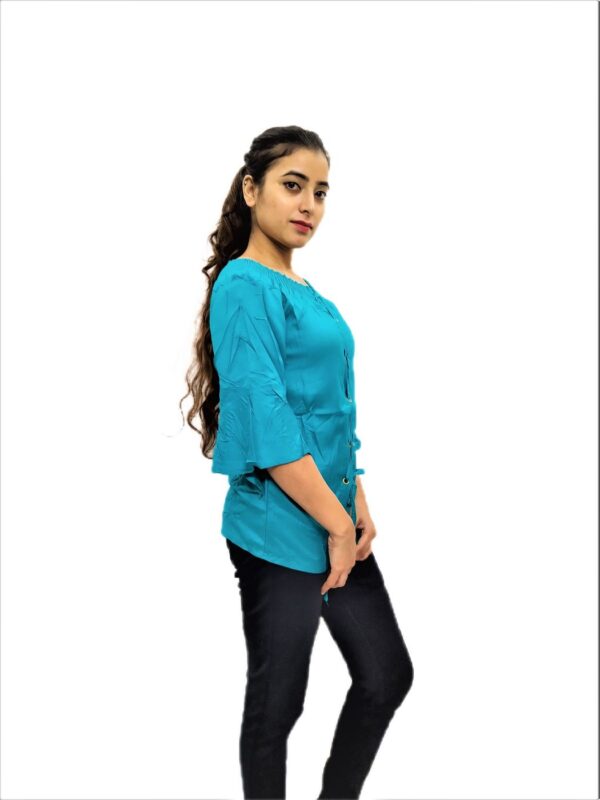Women's Sky Blue(Firozi) Solid Stretchable Wide Round Neck Regular Wear Top - Image 3