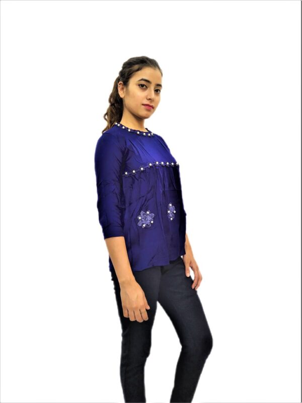 Women's Blue Solid Regular Fit Top - Image 2