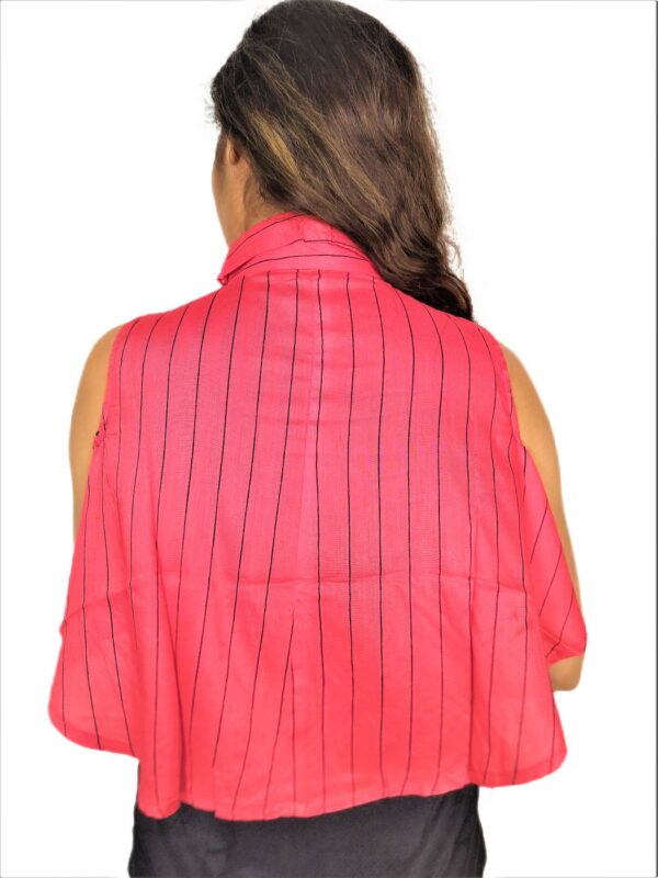 Pink(Gajri) Ruffle Design Sleeveless Top with Collar-Neck And Inner T-Shirt - Image 11