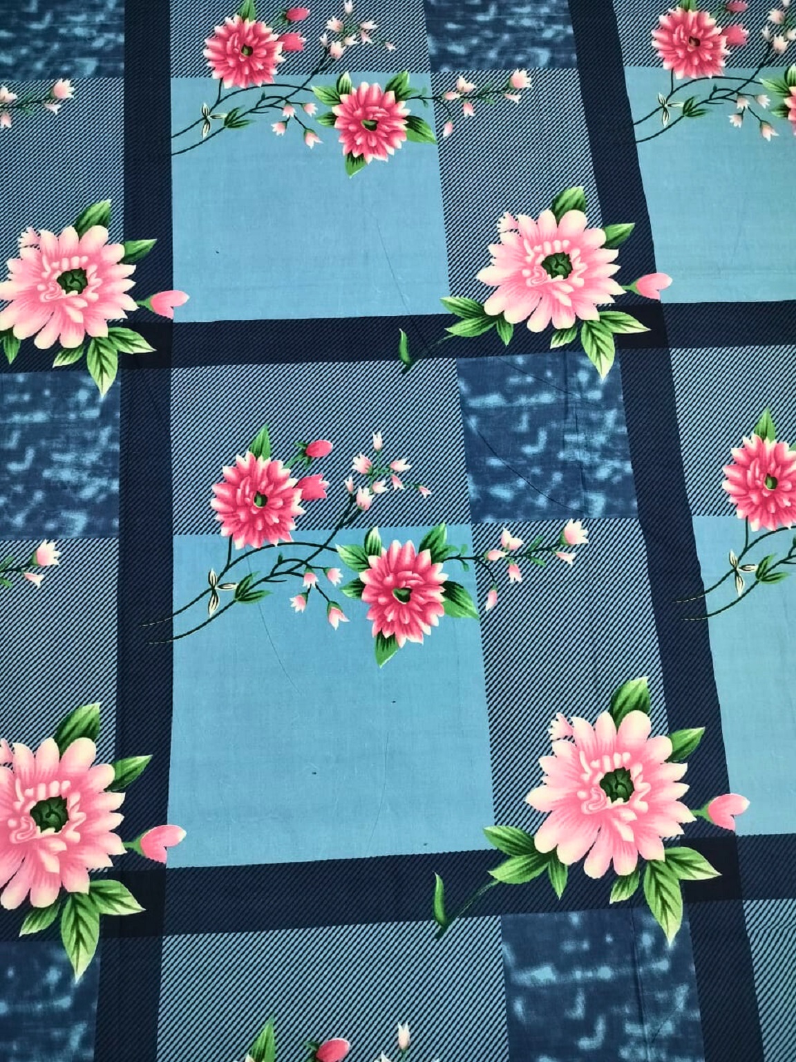 Multicolor Floral Print Flat Double Bedsheet with 2 Pillow Covers | Blue Base | Size 90 x 100 Inches - Image 4